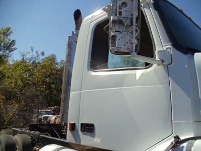 Volvo VN Right Front Door Assembly for a Gmc/Volvo/White VN