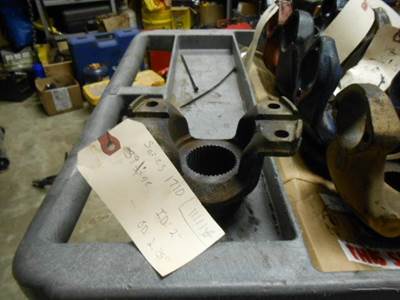 YOKE, 1710, SPLINE CT: 39, O.D. 2.75" I.D. 2.0",  WING BEARING STYLE