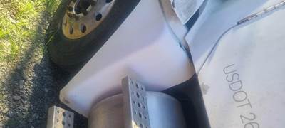 Freightliner Fender