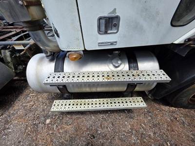 Freightliner Columbia Fuel Tank