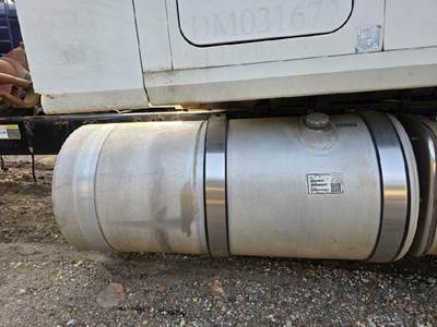 Mack Vision Fuel Tank for a Mack CX600/VISION SERIES