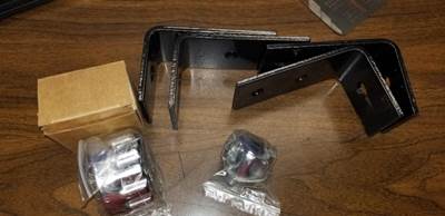 New Surpluc Upright Hydraulic Tank Mounting Brackets- Breather- & Tank Cap