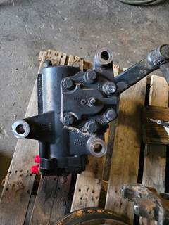 GOOD USED HINO 268 STEERING GEAR BOX # TAS65209A