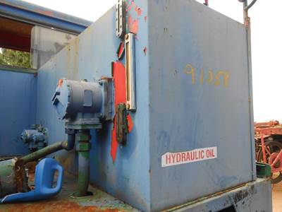 ZHONGYOU JC18 Truck Tank