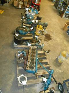 International DT466E Timing Gears