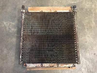 Good Used Oil Cooler, Length: 23" W X : 22" L X 2" Thickness