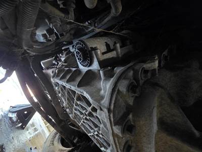 Mack Vision CXN613 Transmission for a Mack CXN613