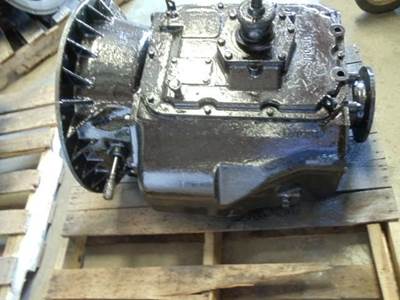 Spicer 1052A Transmission
