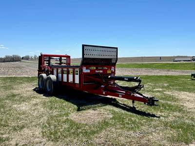 H&S HPV4242 Dry Manure Spreader