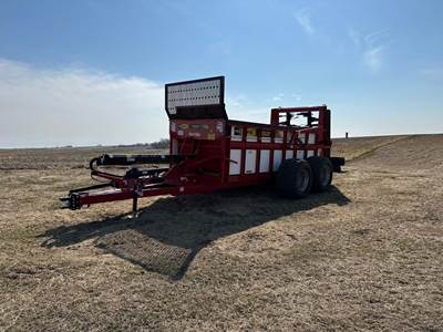 H&S HPV4255 Dry Manure Spreader