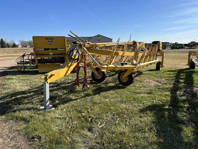 Vermeer VR1428 Hay Rake