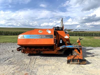 Gilcrest PROPAVER 813 RT Asphalt Paver