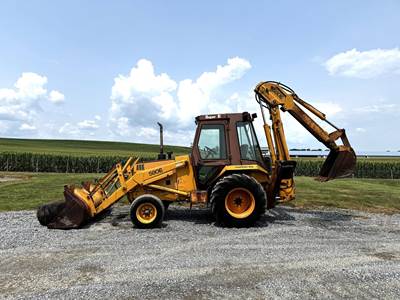 Case 580 Super E Backhoe