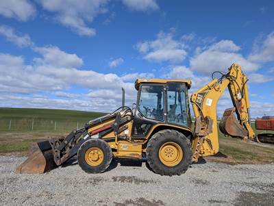 Caterpillar 420D IT Backhoe