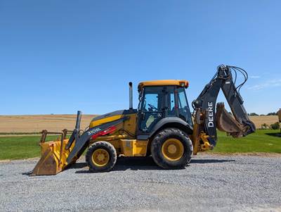 John Deere 310SL Backhoe