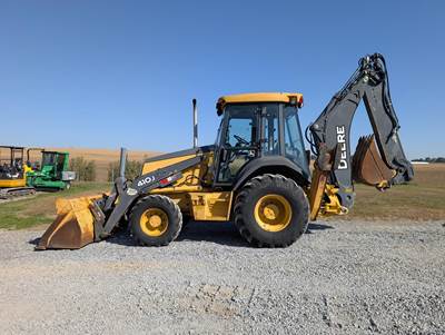 John Deere 410J Backhoe
