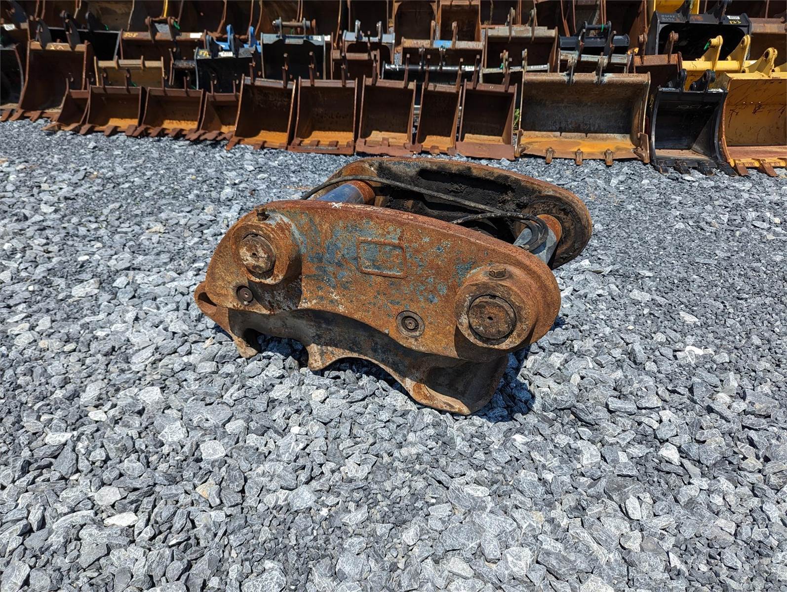 JRB Hydraulic Quick Coupler For Sale Womelsdorf, PA A2880