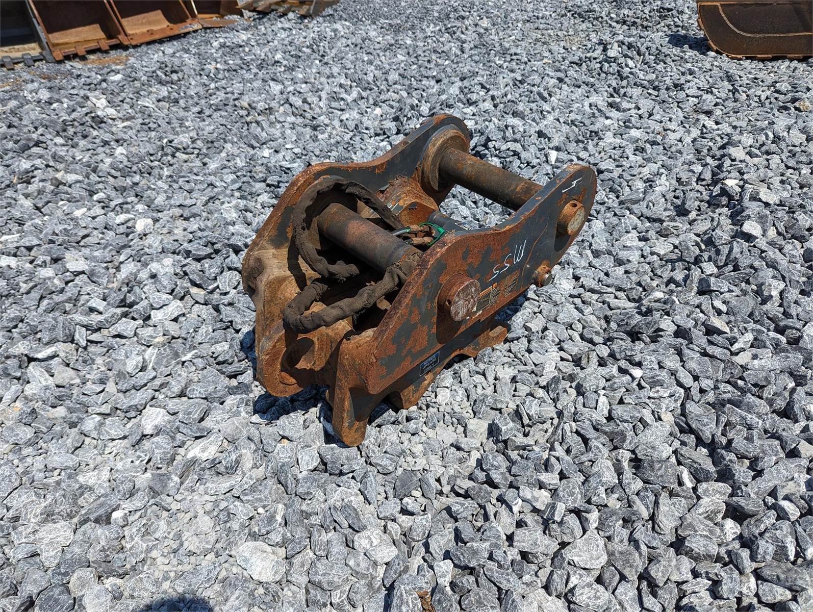 JRB Hydraulic Quick Coupler For Sale Womelsdorf, PA A2877