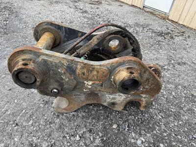 JRB 80 MM Hydraulic Coupler