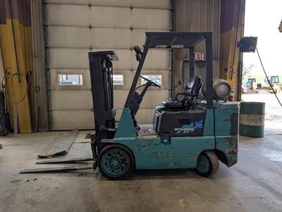 Mitsubishi FGC25 Cushion Tire Forklift - 5000lb Capacity, 9ft Lift Height