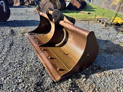72" 65 mm Ditching Bucket