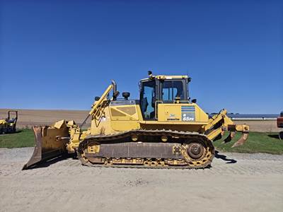 Komatsu D65PX-17 Dozer