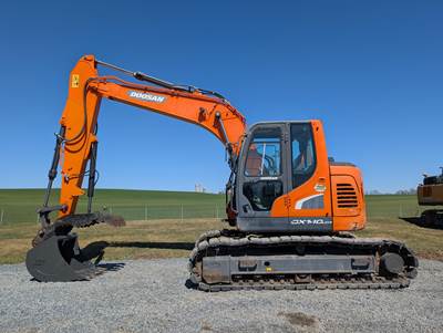Doosan DX140LCR-5 Excavator