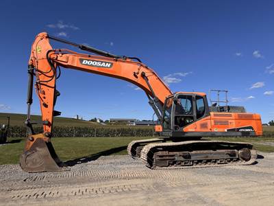 Doosan DX350LC-5 Excavator