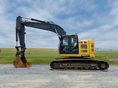 John Deere 245G LC Excavator