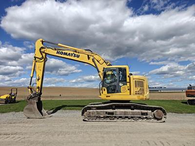 Komatsu PC228US LC-10 Excavator
