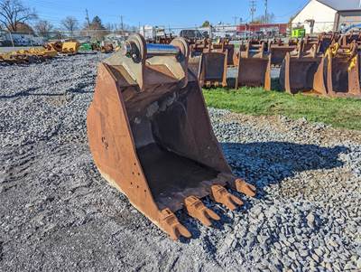 C&P VOLVOEC330 Bucket