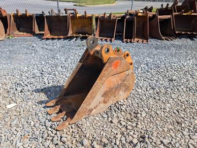 Case 87724905 Bucket