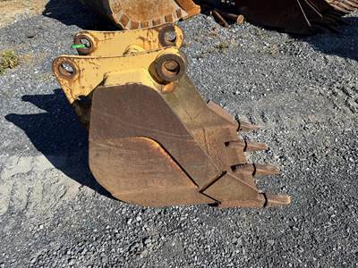 Caterpillar 136-7043 24'' Bucket