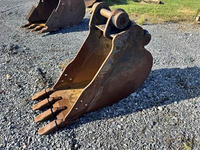 Caterpillar 18'' 50 MM 295-5951 Bucket