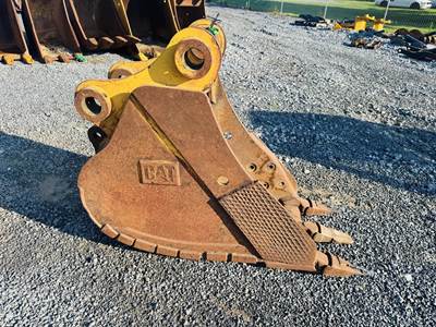 Caterpillar 24'' 70 MM Bucket