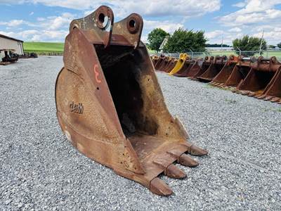 Geith 42'' 110 MM Bucket