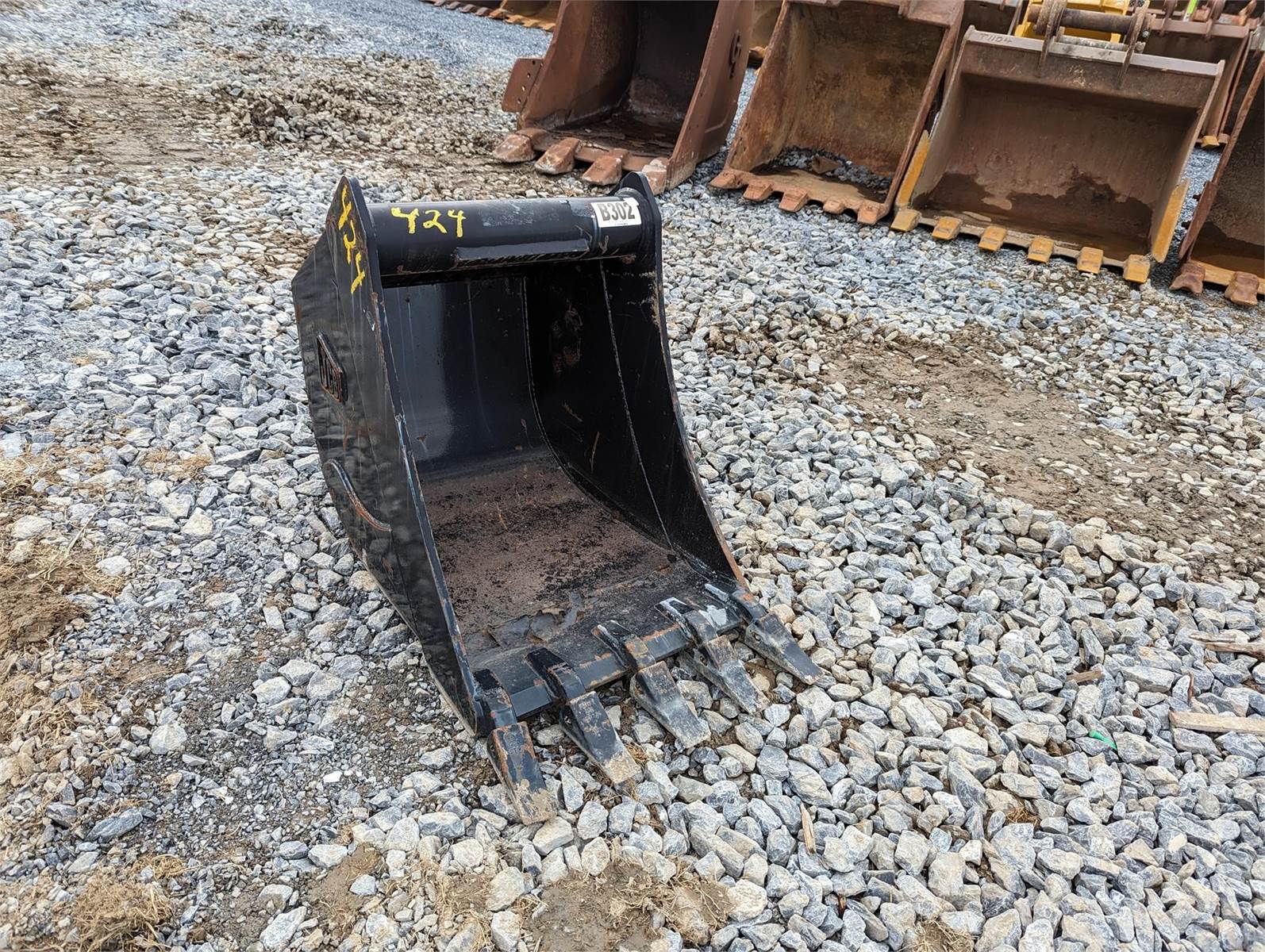 JCB Bucket For Sale Womelsdorf, PA A2750