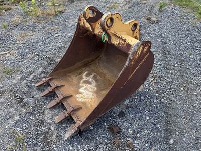 John Deere AT192019 Bucket