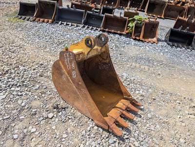 John Deere AT436805 Bucket