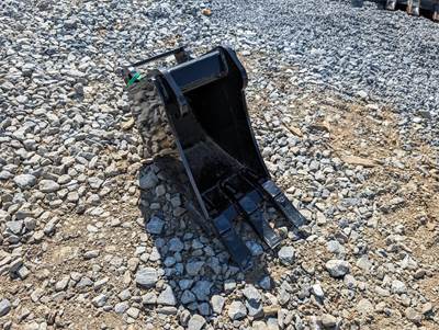 MT. VIEW ATTACHMENTS EBOB3512 Bucket