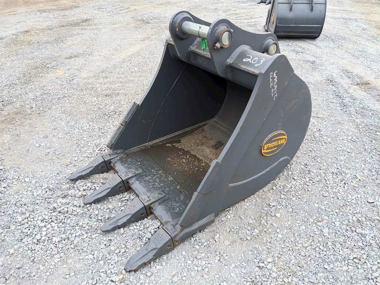 Strickland Bucket For Sale Womelsdorf, PA A2105