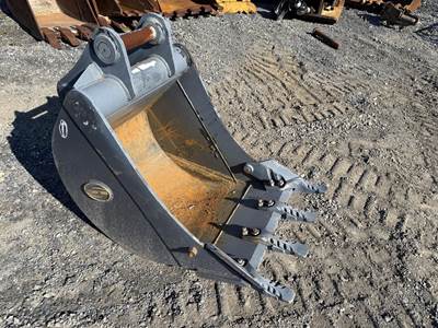 Strickland 24'' 50 MM Bucket