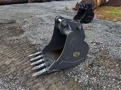 Strickland 24'' 50 MM Bucket