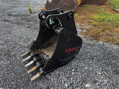 Strickland 24'' 50 MM Bucket