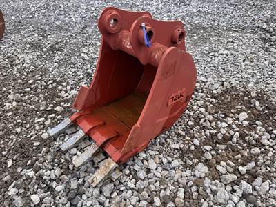 Strickland Bucket