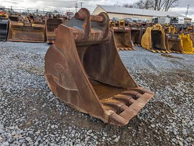 Strickland ZX350 48 Bucket