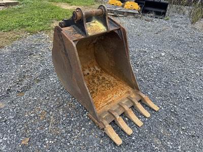 24'' 50 MM Bucket