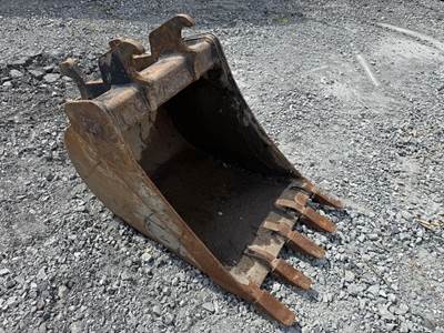 DEERE 50/60 WEDGE LOCK Bucket