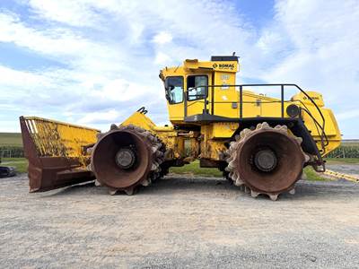 BOMAG BC1172RB-4 Landfill Compactor