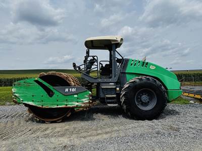 Hamm H10iP Padfoot Roller Compactor